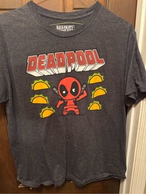 Boys Large Marvel Deadpool Taco Graphic Tee - Charcoal, Red & Yellow